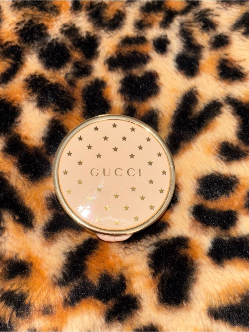 Gucci blush - Picture 2 of 4